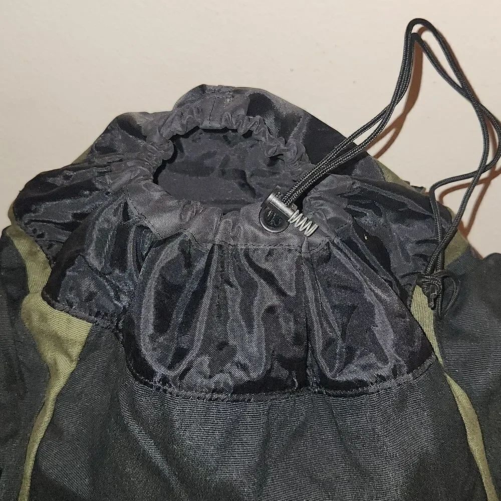 L.L. Bean Hiking Backpack - Picture 7 of 10
